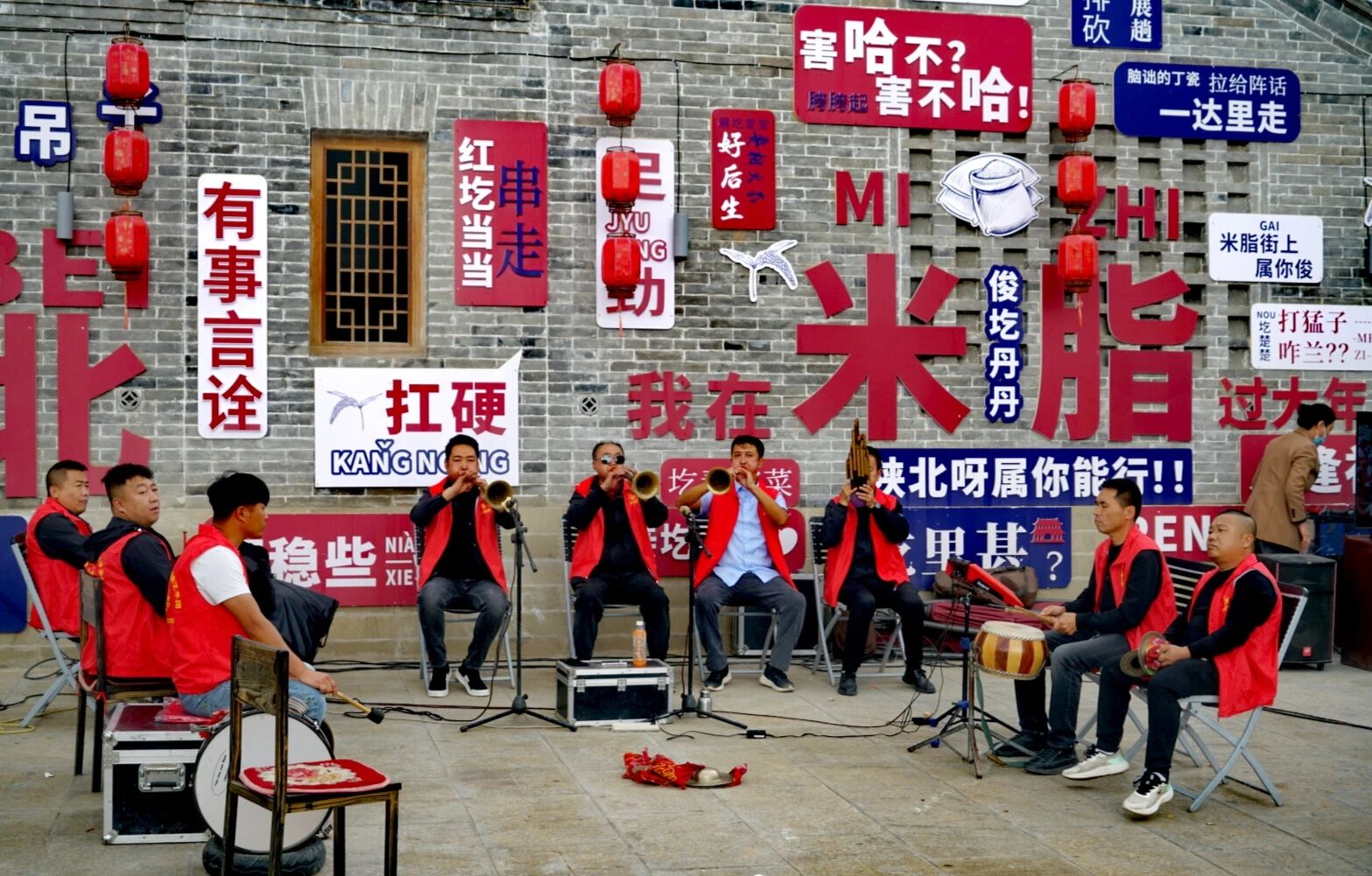 微信图片_2025-10-15_154455_954.jpg